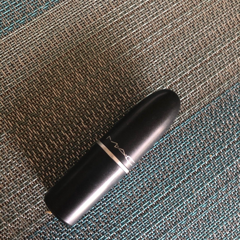 MAC full size lipstick Ruby Woo